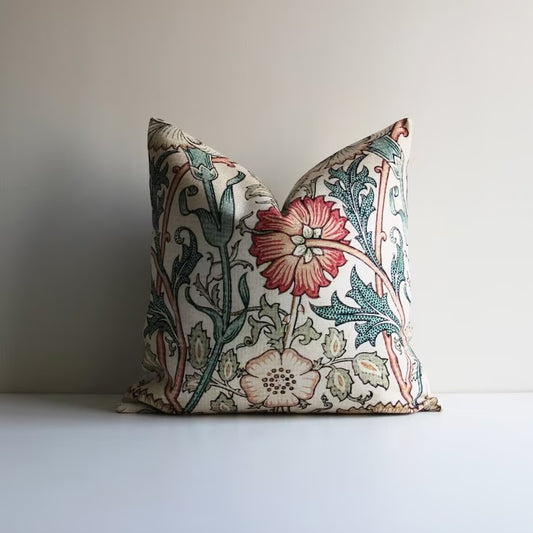 William Morris Floral Decorative Throw Pillow cover