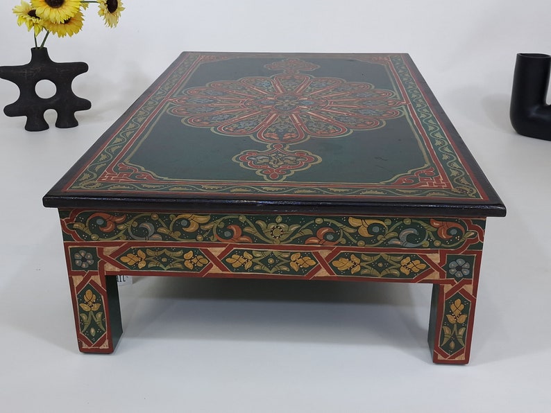 Unique HANDPAINTED COFFEE TABLE, Cocktail Dark Green Table, Unique Low Table, Dining Table, Colorful Orangy Red Geo Design Table, Sofa Table