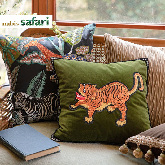 Tiger Velevt Abstract Green Throw Pillow cover