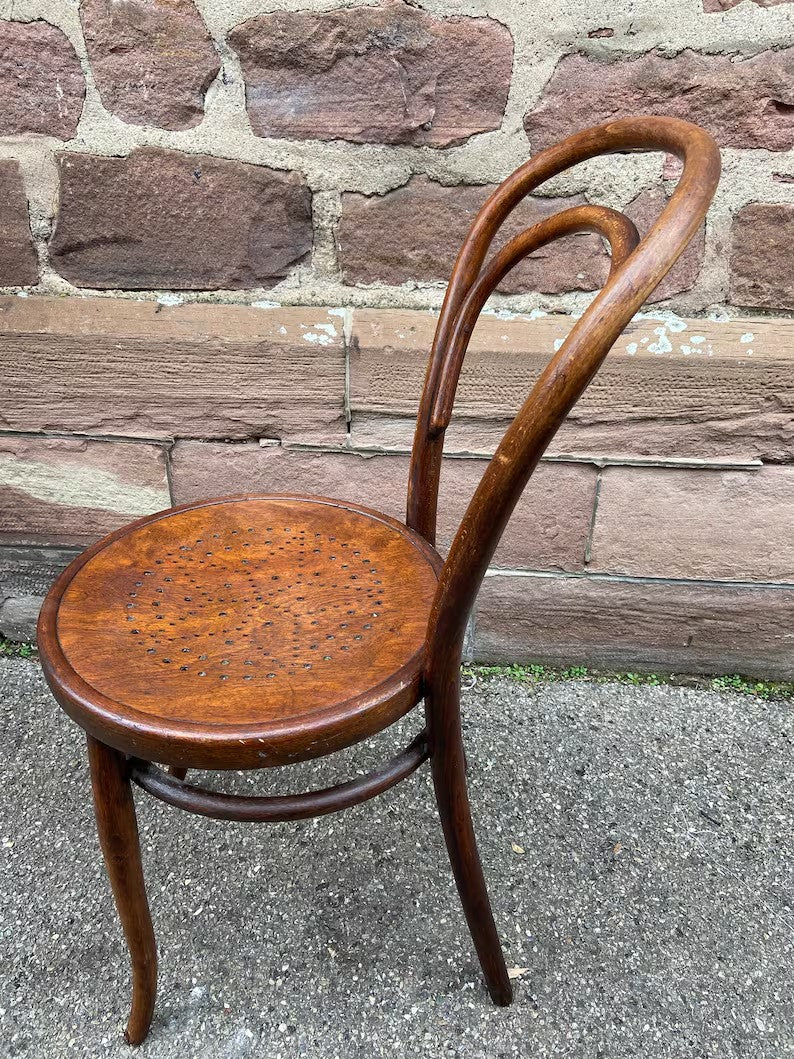 1 bistro chair 1880s Restaurant cafe chairs French Bentwood Nr 14 in bent wood albert Stoll Waldshut Germany